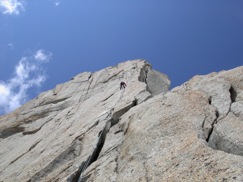 Le mur de 50m de la voie contamine (6a)