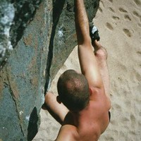 Blocs sur la plage sous la tour de Calanca près de Propriano