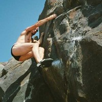 Blocs sur la plage sous la tour de Calanca près de Propriano