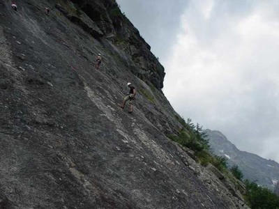 buff dans une voie de l'ecole de la fissure à ailefroide