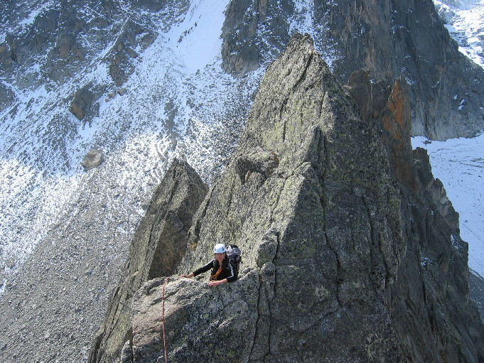 Alice sur l'arete des Ecandies
