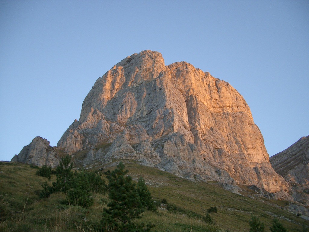 Sommet Sud et Spigolo au centre_ levé de soleil !