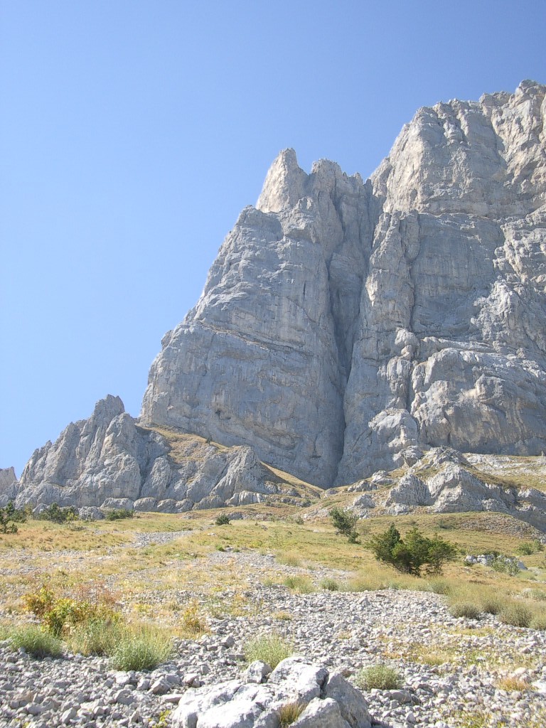 Vue du Spigolo depuis la descente du col des 2 soeurs.