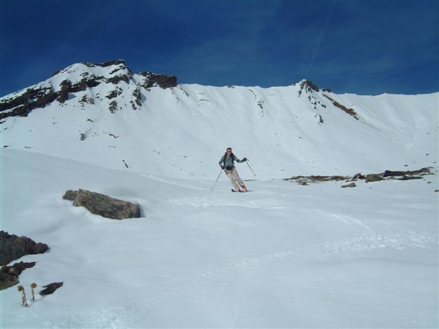 Au pied de la face S de l'Aiguille du Lac Sans Fond