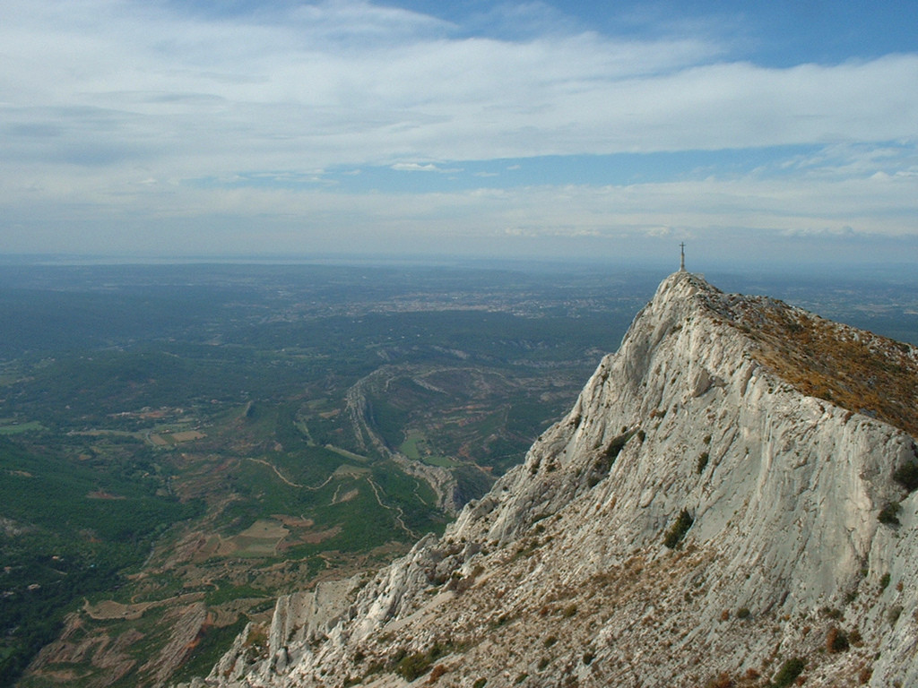 La Croix de provence - Ste Victoire