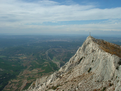 La Croix de provence - Ste Victoire La Croix de provence - Ste Victoire