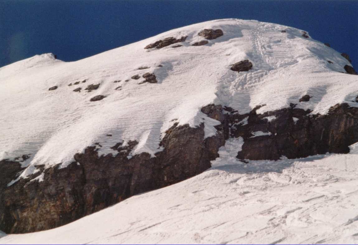 Passage d'accès à l'arète sommitale de l'aiguille de VARAN