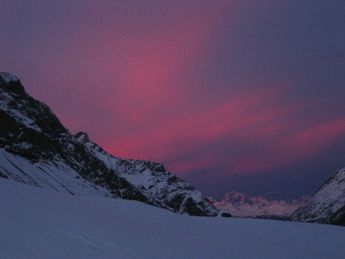 soleil couchant dans le val di Rhêmes