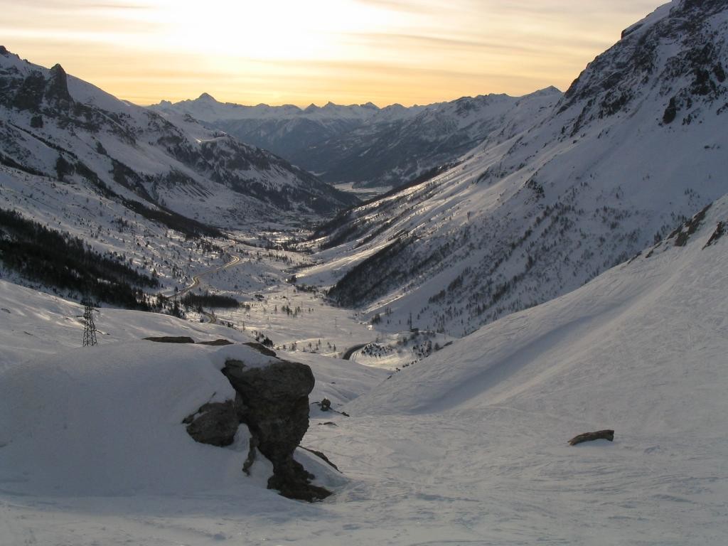 Lever de soleil sur la vallée de Monettier