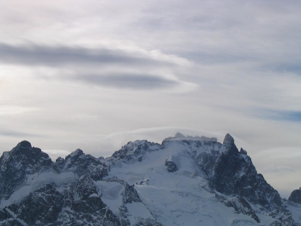 La meije et son anneau de nuage