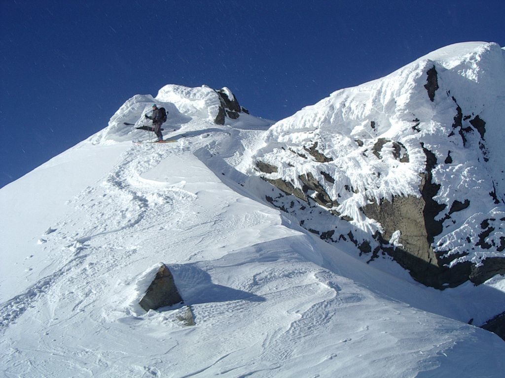Sur le fil de l'arête (Roche du Chardonnet)