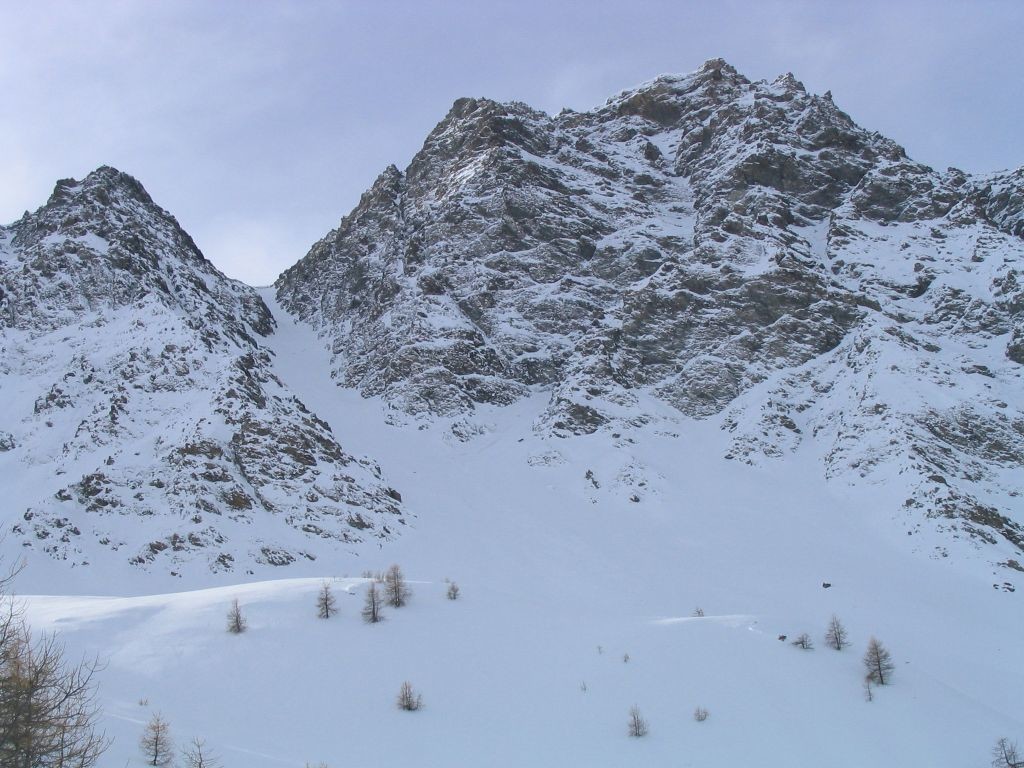Couloir N du pic du Chateau Renard