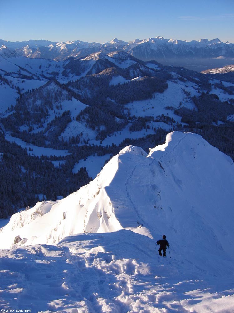 L'arête sommitale de Teysachaux