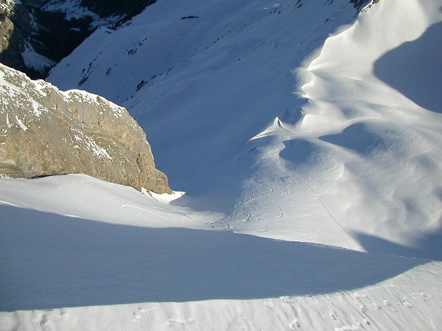 Le couloir NE utilisé à la descente