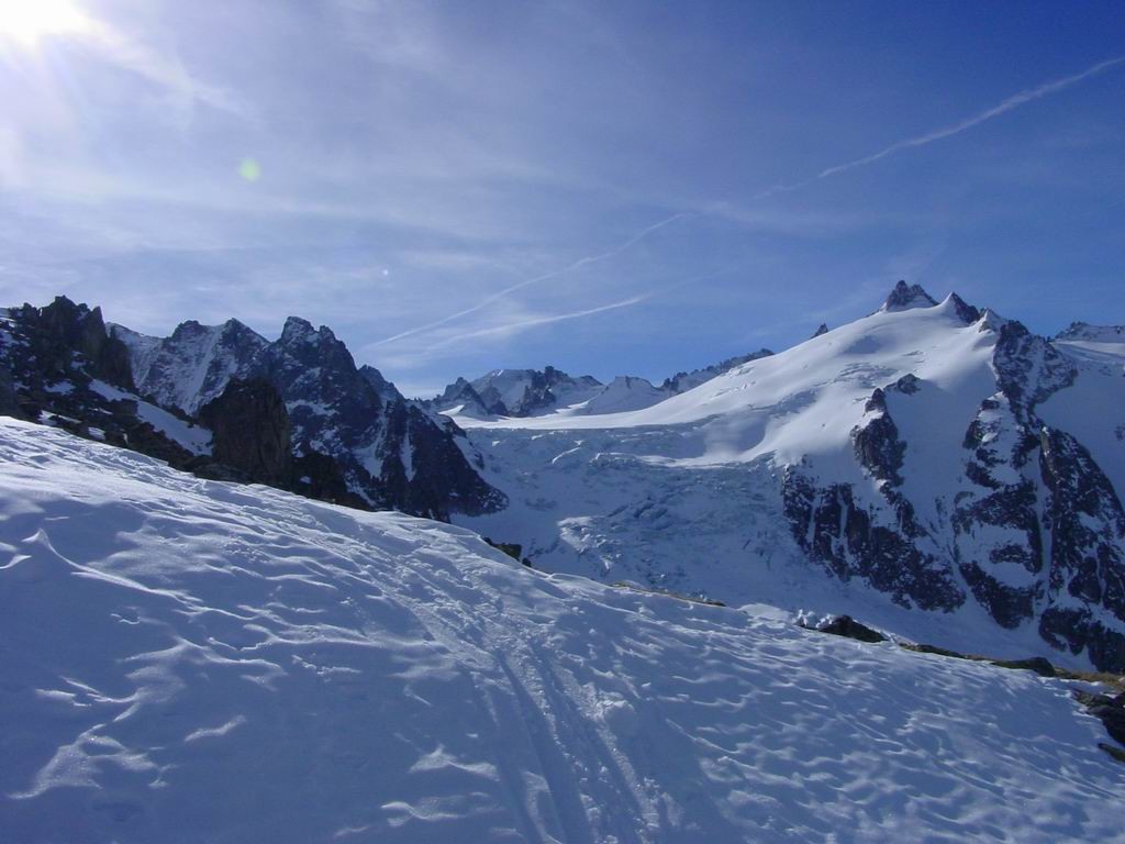 Vue sur l'aiguille du Tour et le glacier du Trient