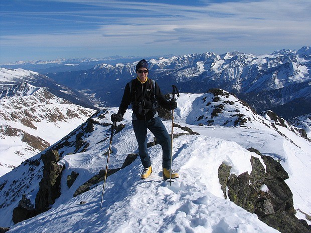 In vetta al Monte Redival