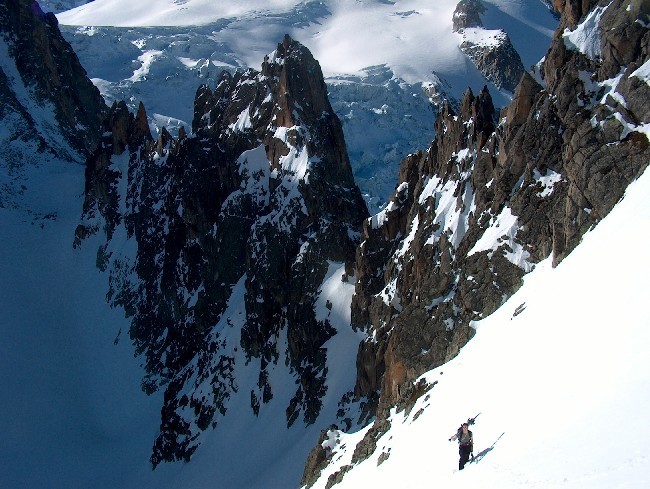 Montée à la pointe des Ecandies