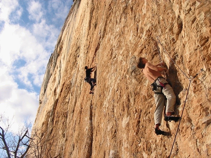 Julien dans un 6b+