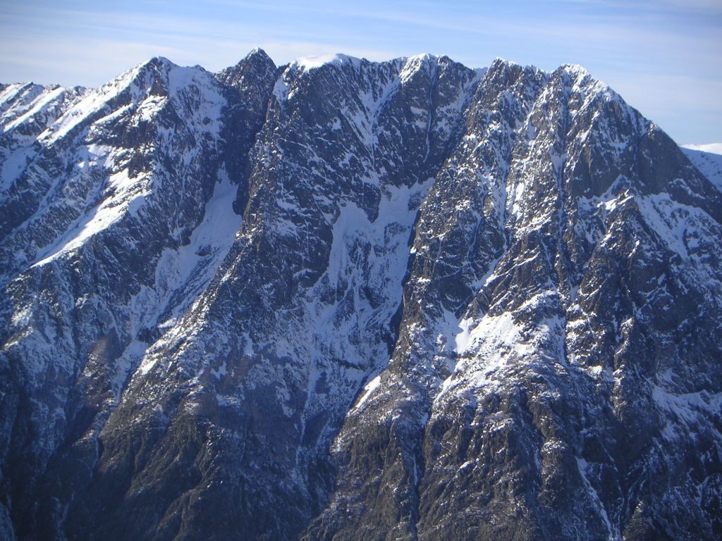 Versant Est du massif de l'Armet