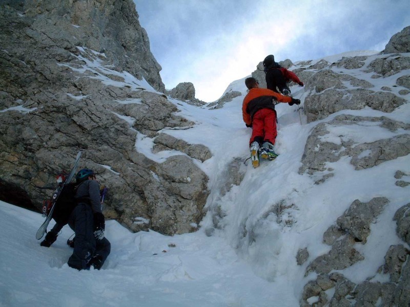 Le ressaut du couloir N du Paré de Joux.