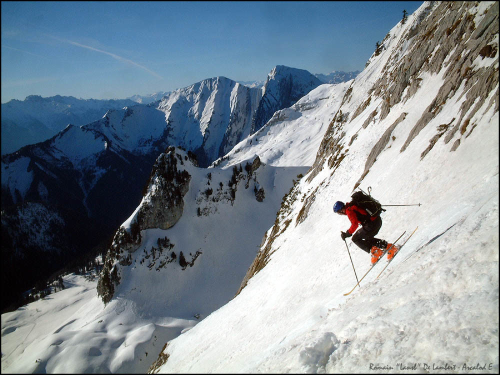 Lansb dans la descente de la face E de l'Arcalod