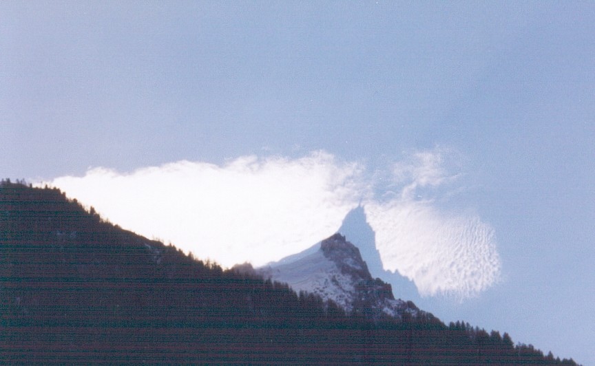 L'aiguille du midi sur un nuage!