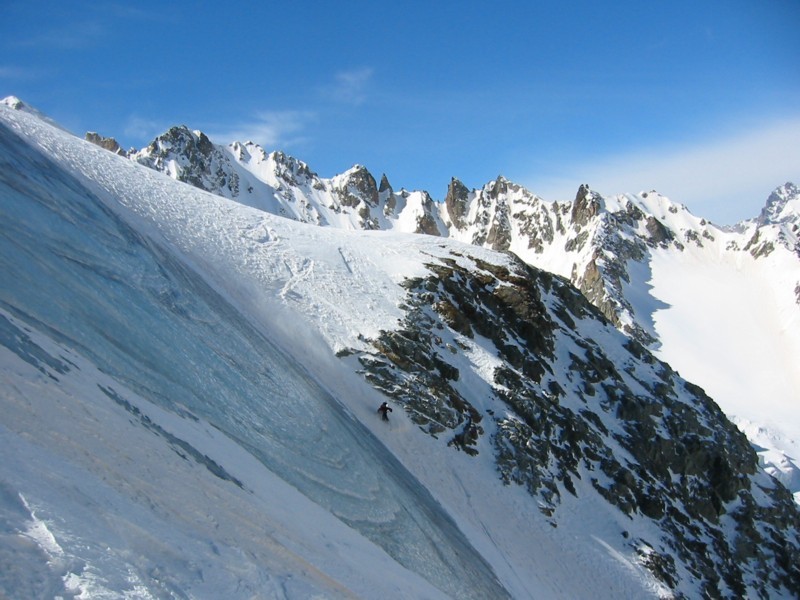sortie directe à droite de la langue de glace