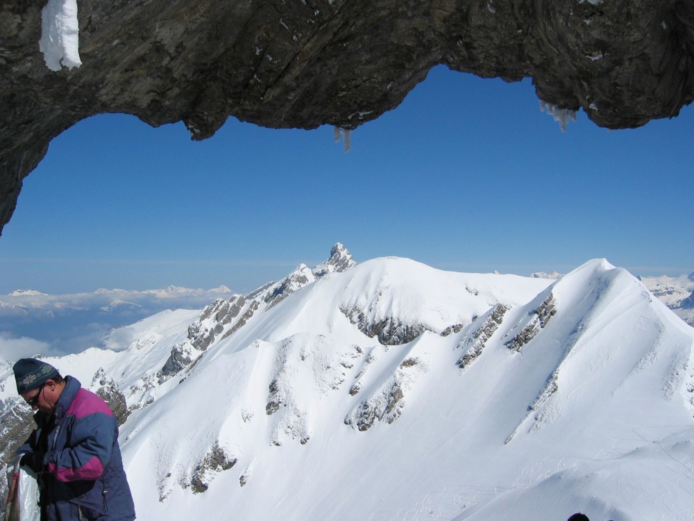Tete de Paccaly, Tardevant et pointe percée depuis le trou de la mouche