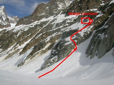 Accès hivernal au refuge de Leschaux