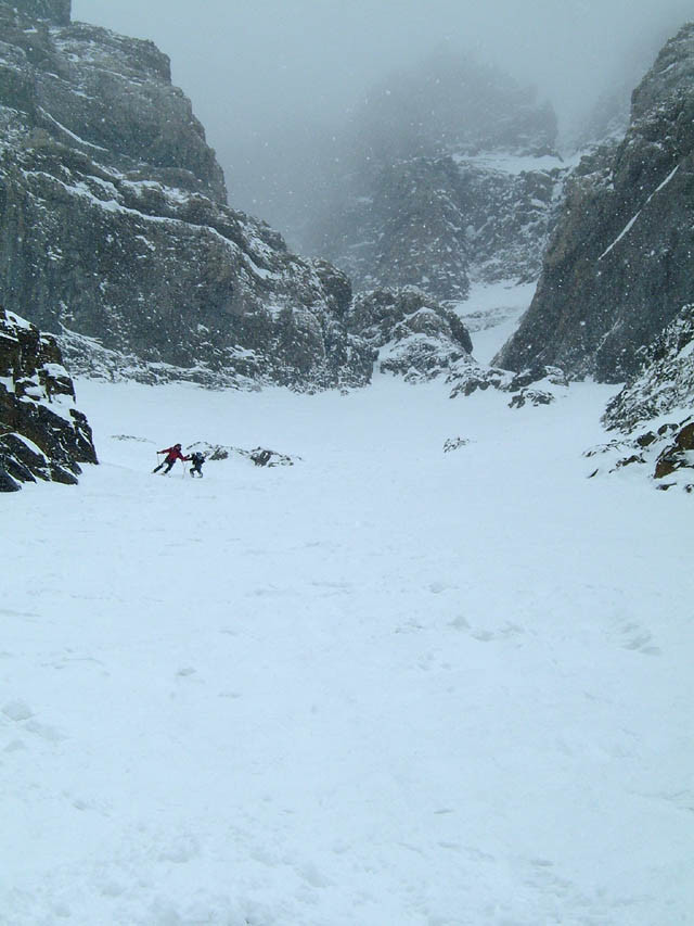 Descente dans le couloir des Doigts