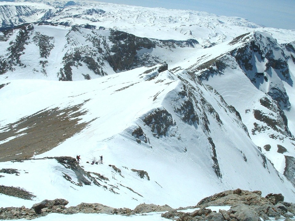Col Ahtaya 3300
