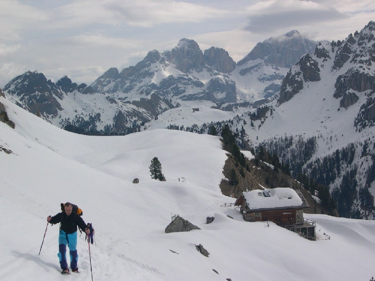 salendo dal rifugio Vallaccia