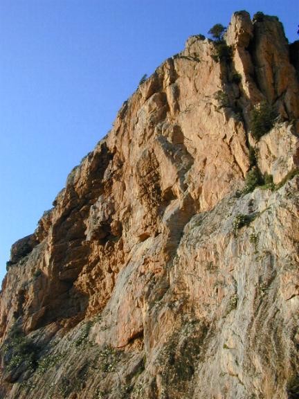 LA FACE SUD DU MONT GOZZI