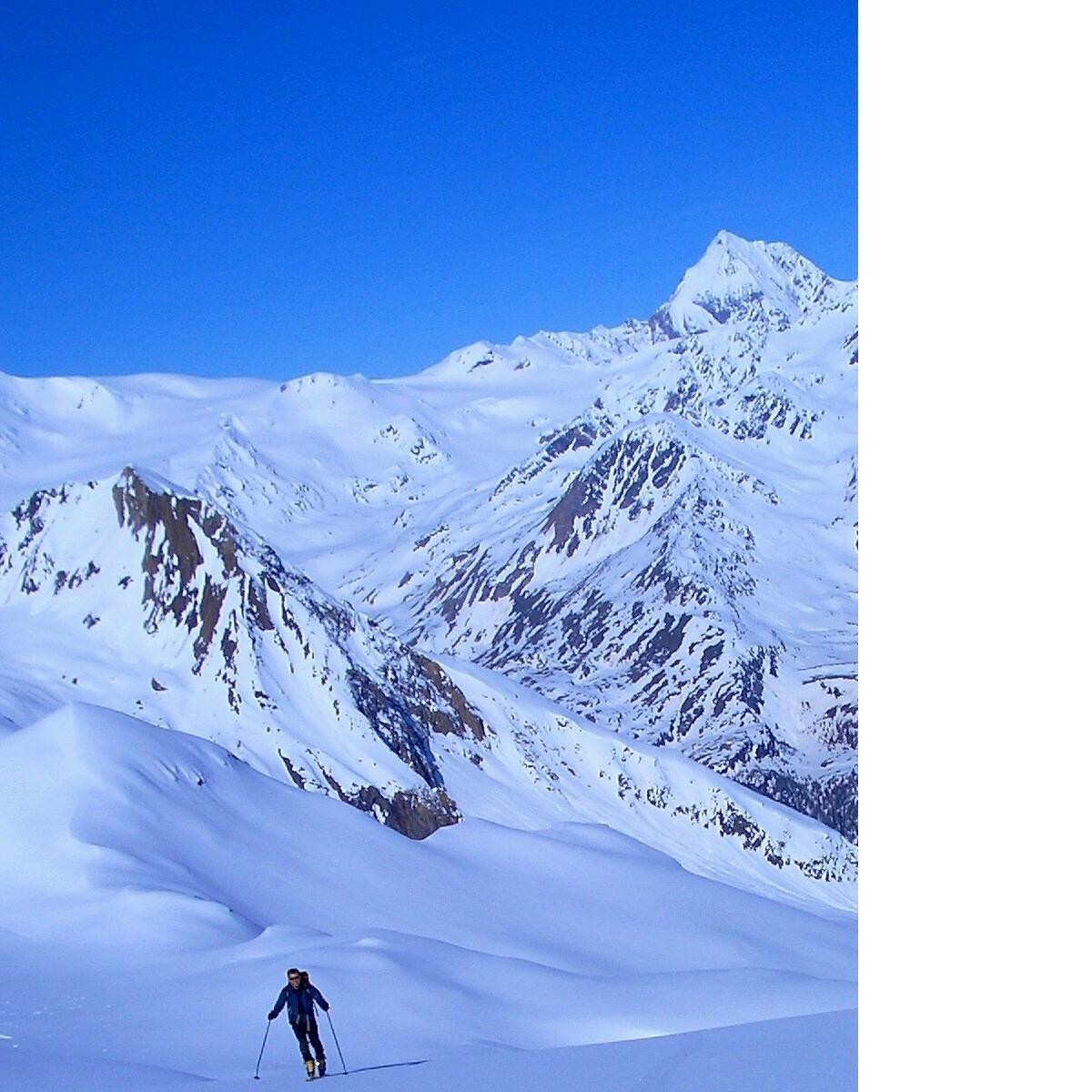 Salita verso la Nonnenspitze-sullo sfondo il Gran Zebru