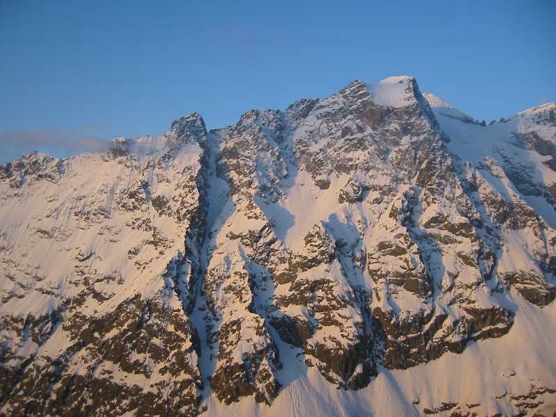 Couloir Pélas-Verney vu depuis le refuge du pelvoux