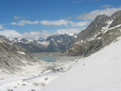Diga dell'Albigna, lago e Capanna da L'Albigna Diga dell'Albigna, lago e Capanna da L'Albigna