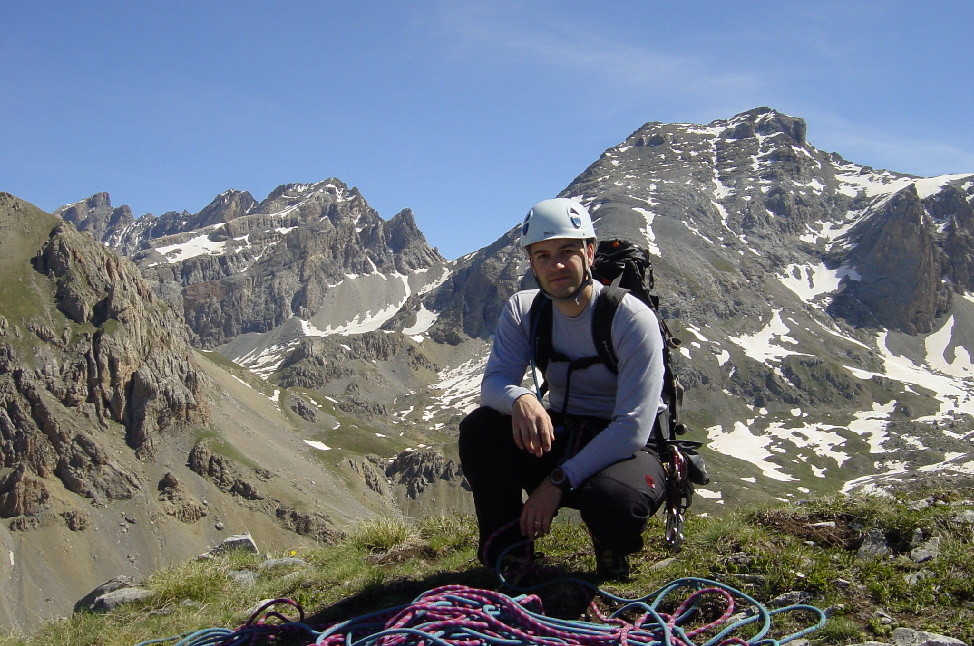 La vue du sommet : à droite l'aiguille du Valonnet