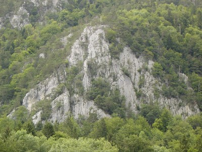 Le Paradis, secteur "Bonnes Fontaines" Suisse. Le Paradis, secteur "Bonnes Fontaines" Suisse.