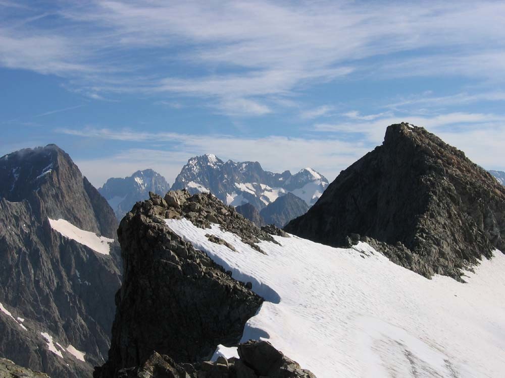 Vue sur la barre des Ecrins du Jocelme