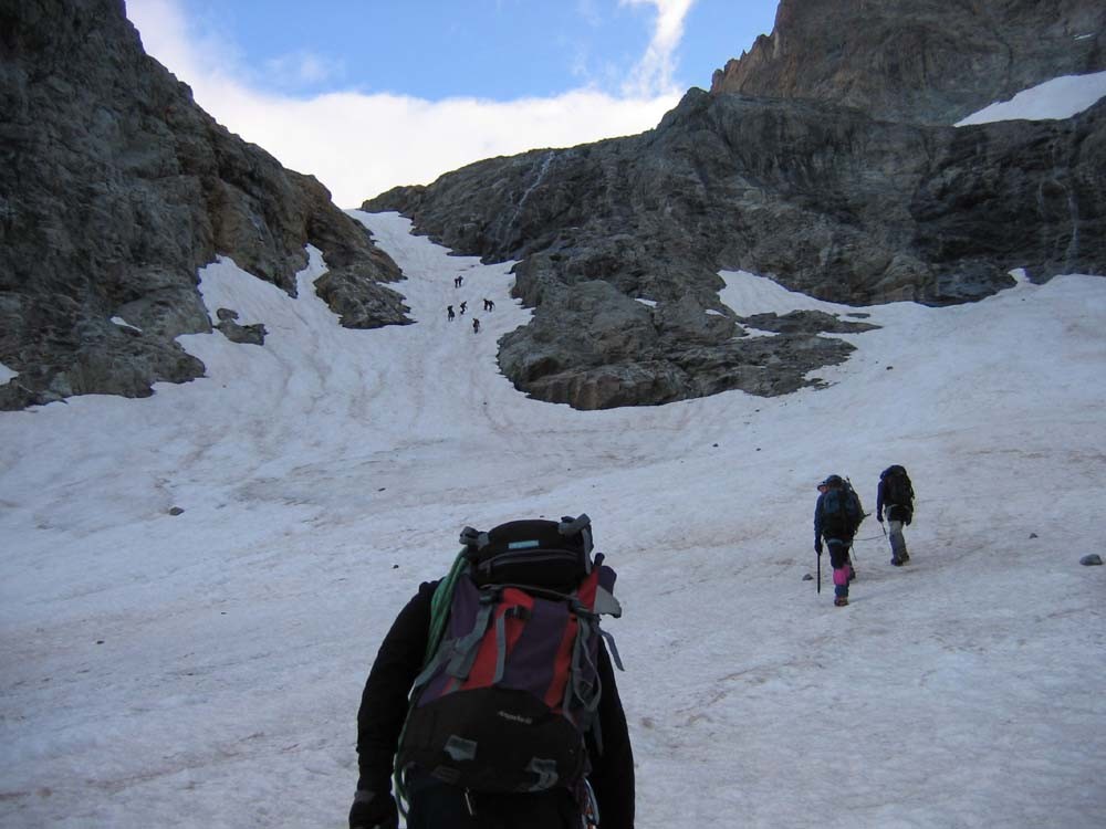 Le couloir d'accès au glacier du Jocelme