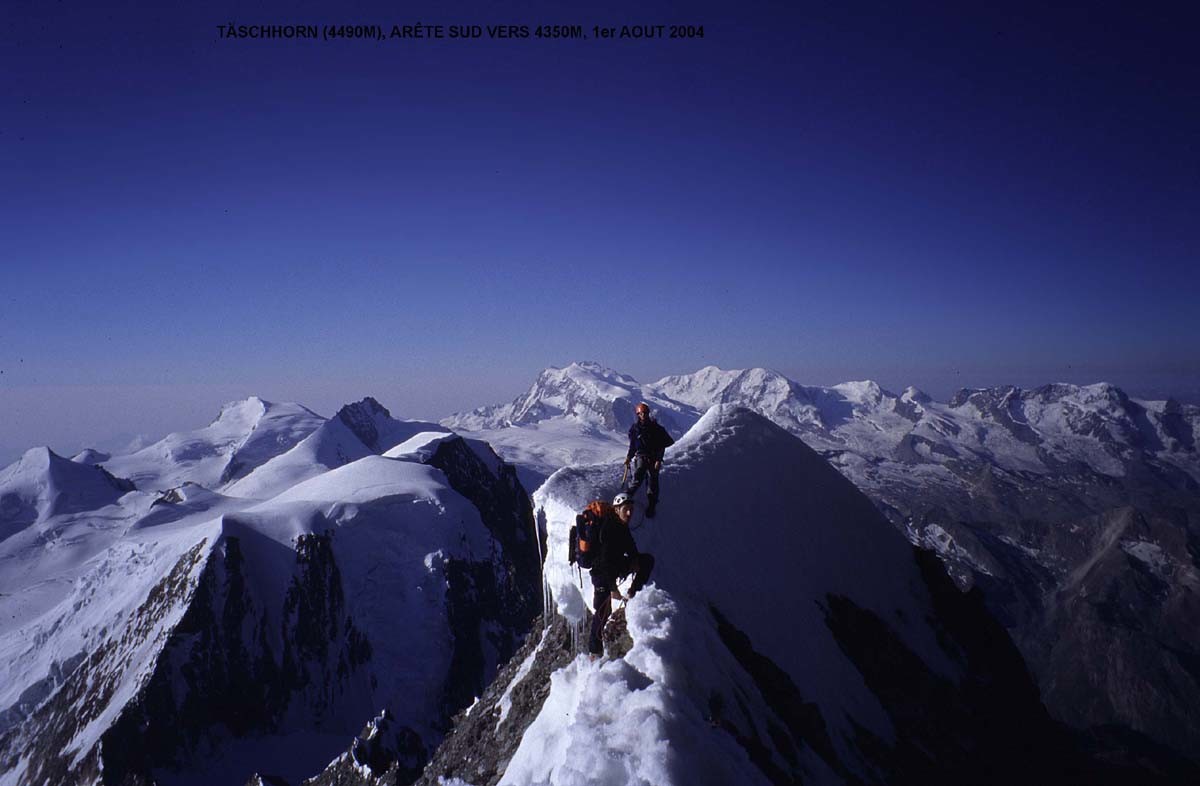 Corniches sur l'arête SE du Täschhorn