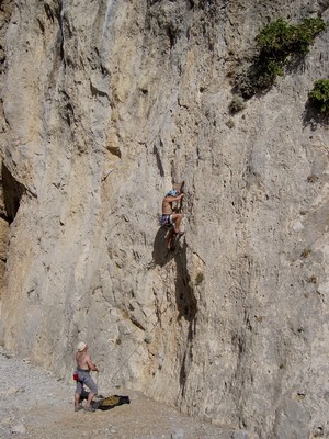 Boris dans "Drama" au secteur Symplegades Rock, Kalymnos.