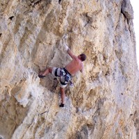 Boris dans "Dionysos" au secteur Odyssey, Kalymnos.