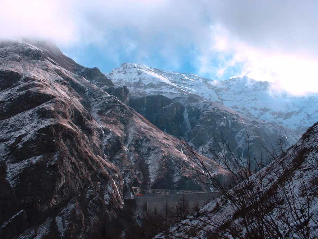 Barrage et cascade