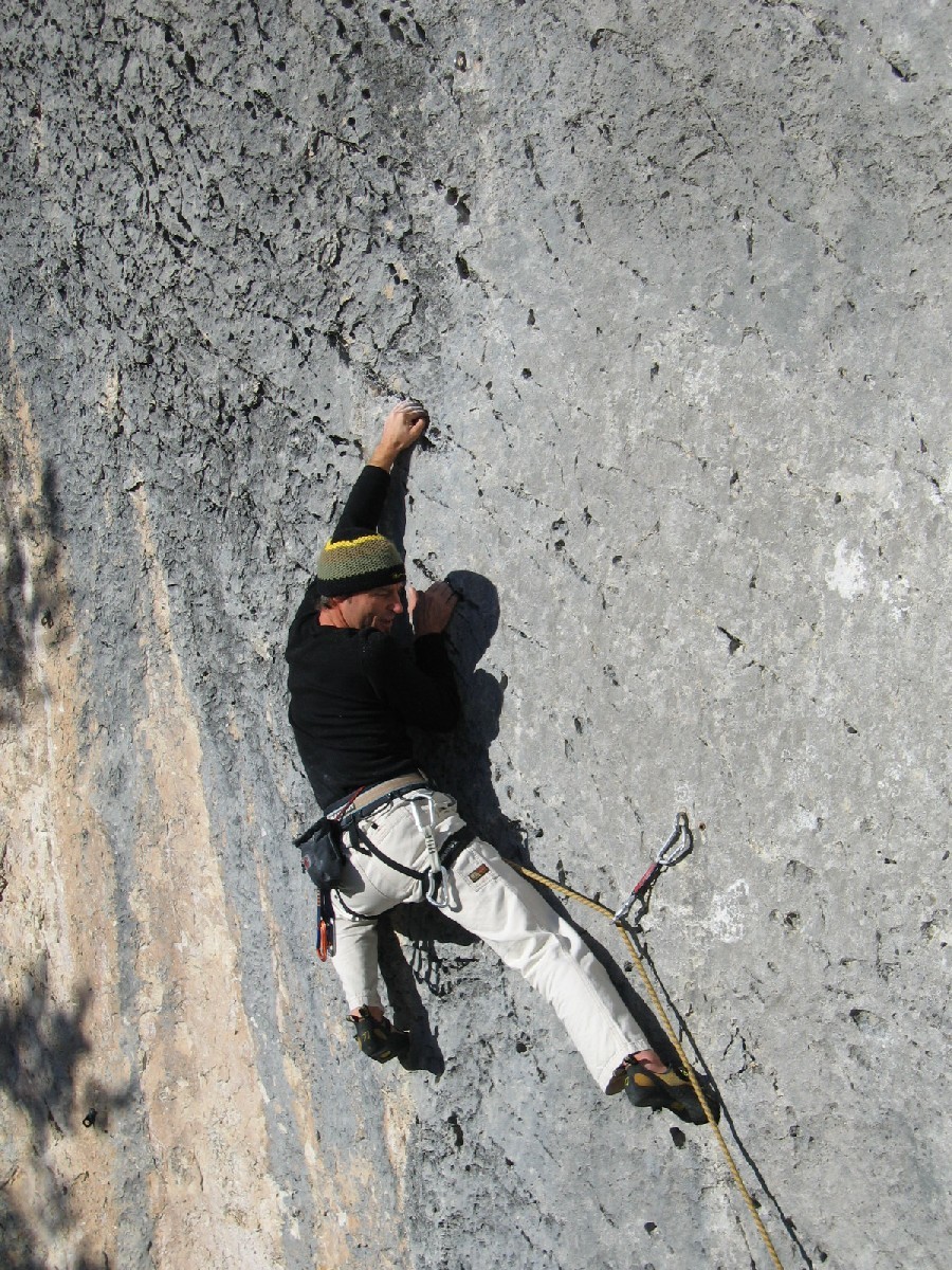 R.Pirali dans "Verdon" au Schilt, Suisse.
