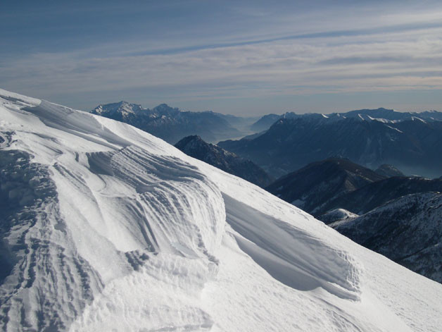Onda di neve sul Monte Lungo