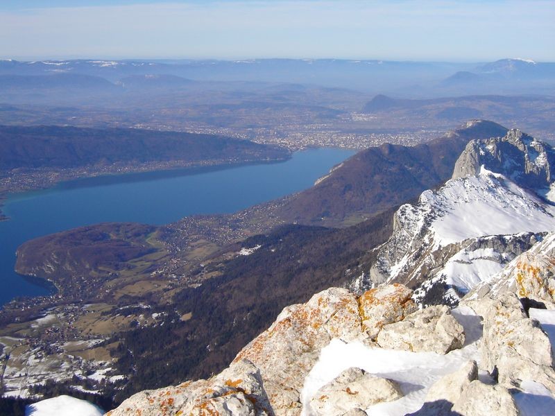 Annecy depuis le sommet de La Tournette