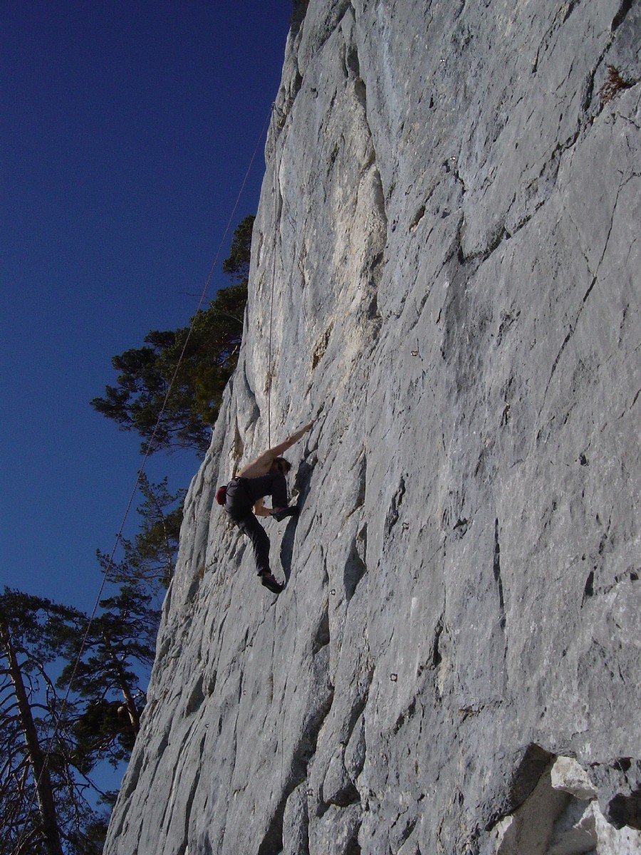 R.Rehnelt dans "Wintermezzo" à Orvin, Suisse.