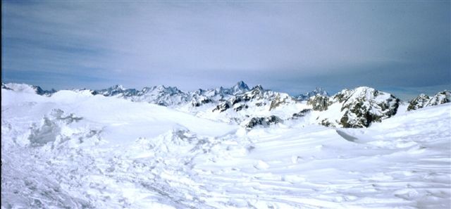 La vista su Oberland e Goms dalla cima