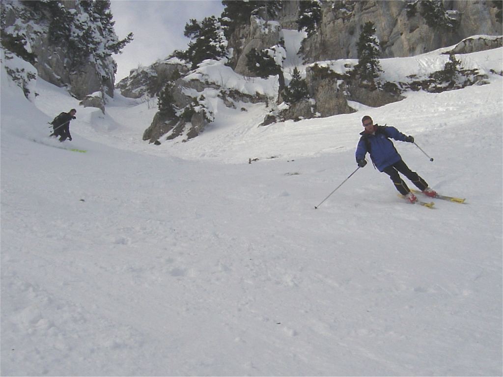 Aup du seuil, couloir en virgule (bas du couloir)